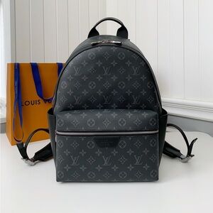 🖊️ Louis Vuitton Discovery Backpack MM